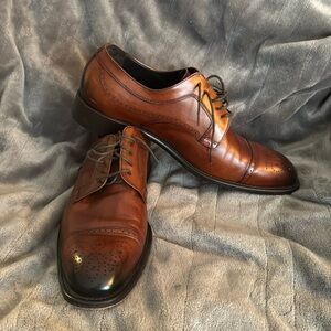 Men’s Johnston & Murphy Collection Ellsworth Cap Toe dress shoes.